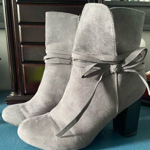 Ladies boots. Size 8. Perfect condition